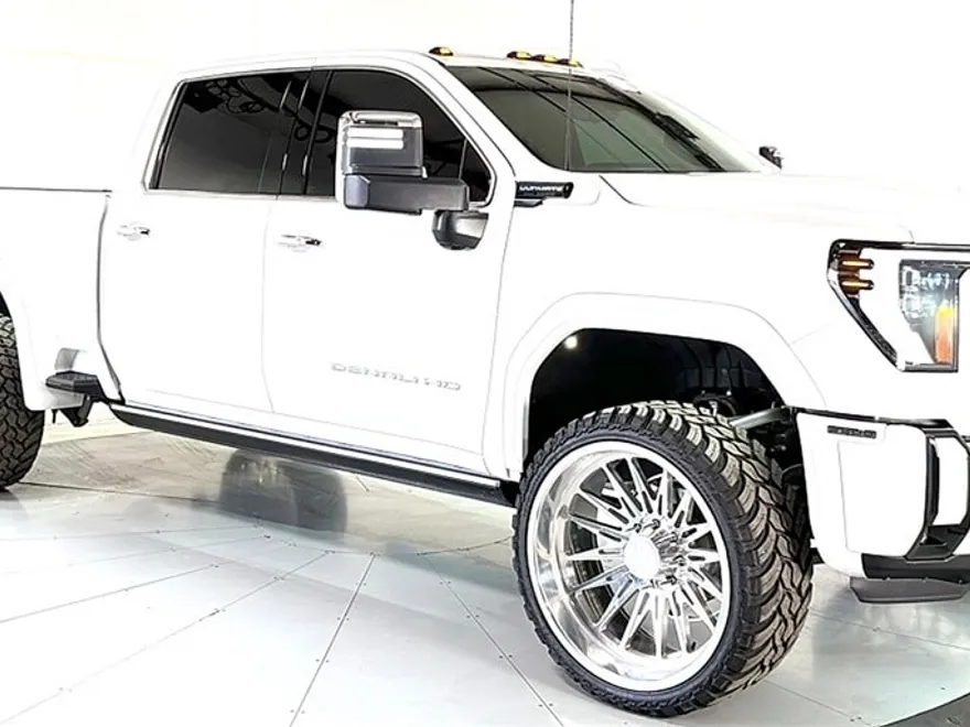 2025 Gmc Sierra 2500 HD Denali Ultimate photo 1