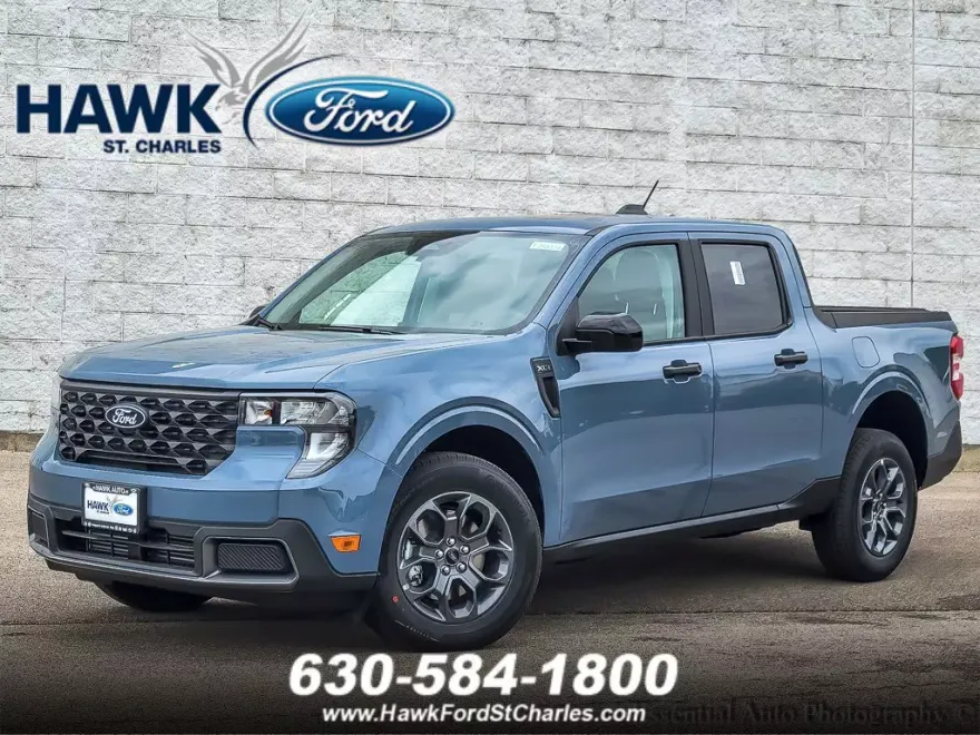 2025 Ford Maverick XLT photo 1