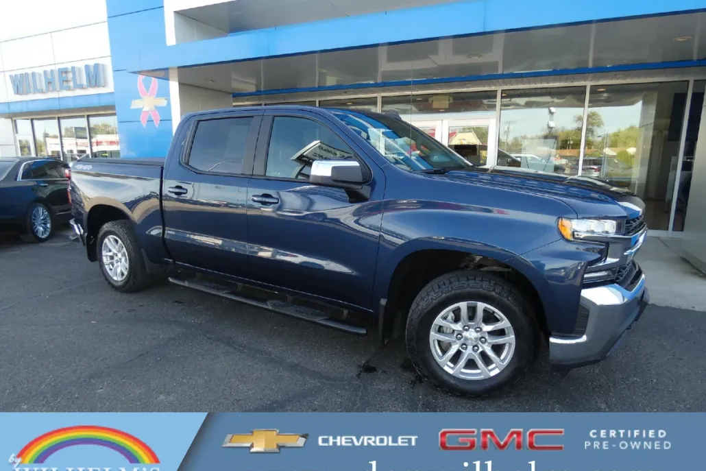 2020 Chevrolet Silverado 1500 LT photo 1