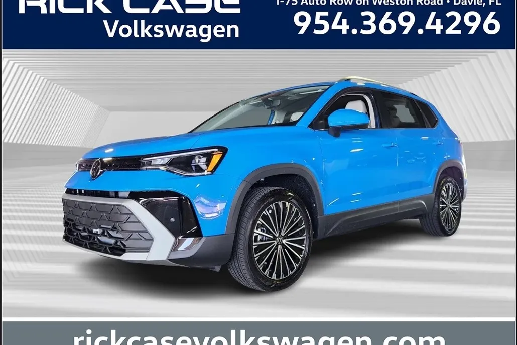 2025 Volkswagen Taos SE photo 1