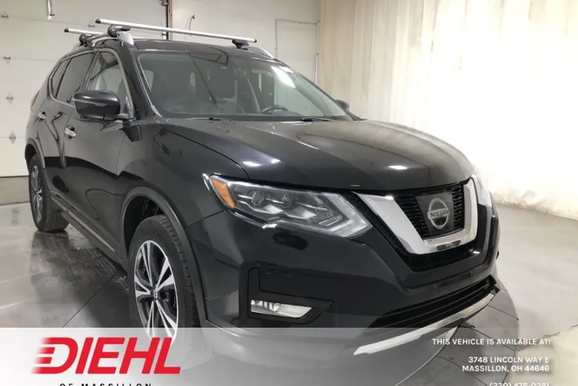 2017 Nissan Rogue SL photo 1
