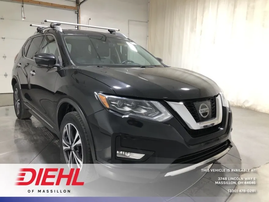2017 Nissan Rogue SL photo 1