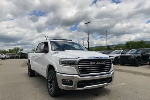 2025 Ram 1500 Laramie photo 1