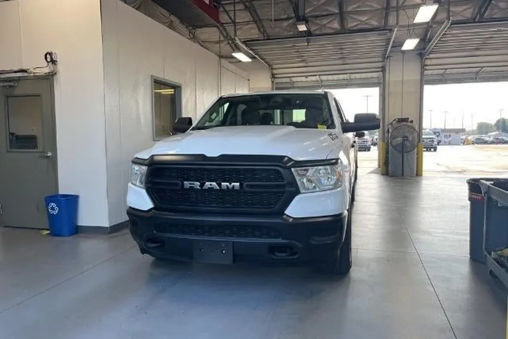 2021 Ram 1500 Tradesman photo 1