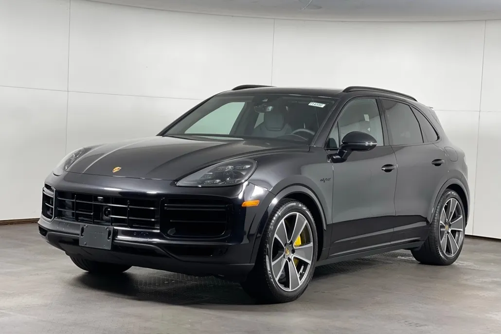 2021 Porsche Cayenne E-Hybrid Turbo S photo 1
