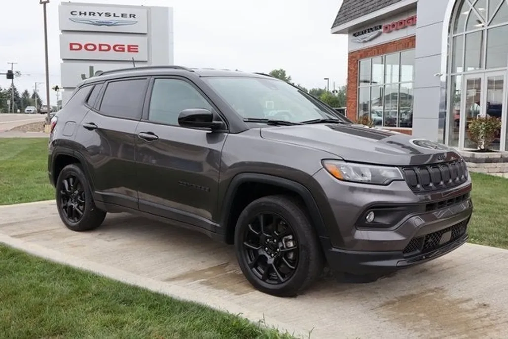 2022 Jeep Compass Altitude photo 1