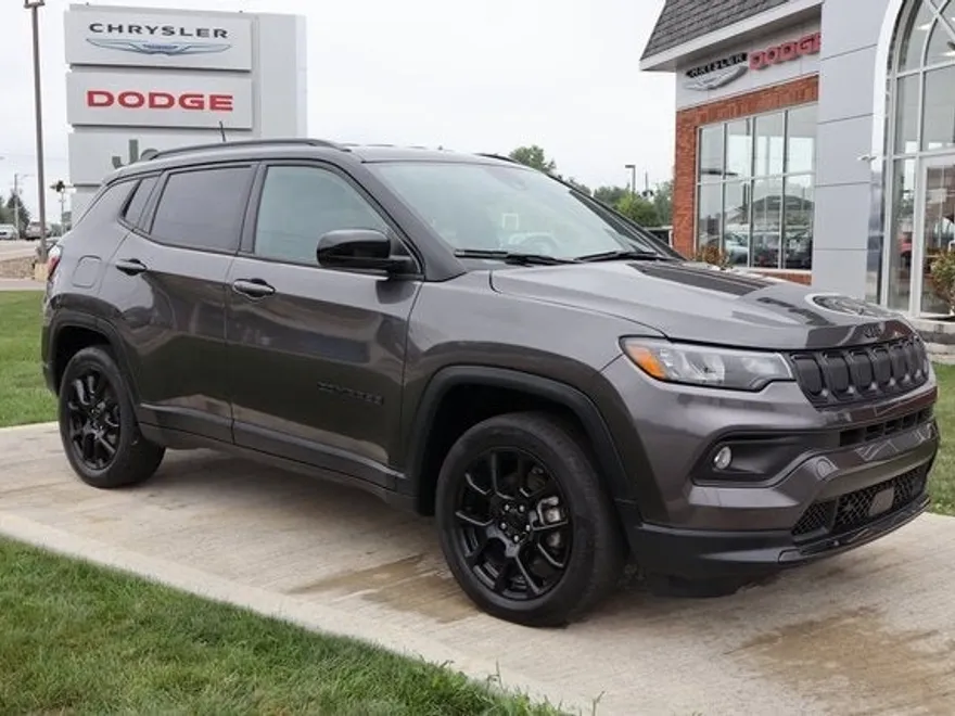 2022 Jeep Compass Altitude photo 1