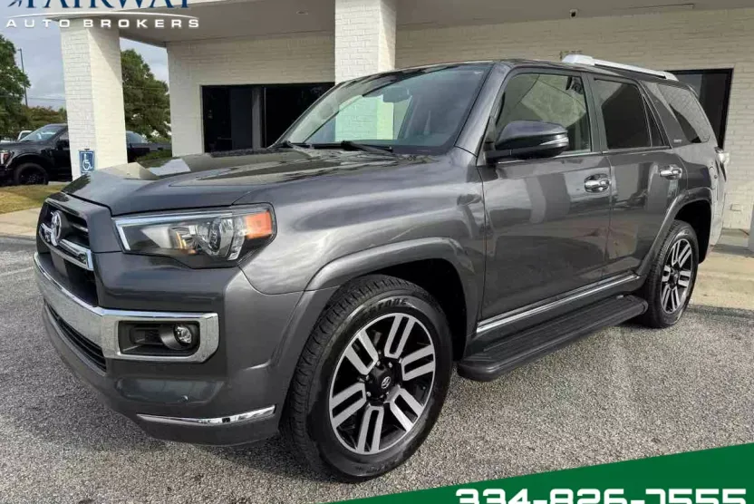 2023 Toyota 4Runner Limited photo 1