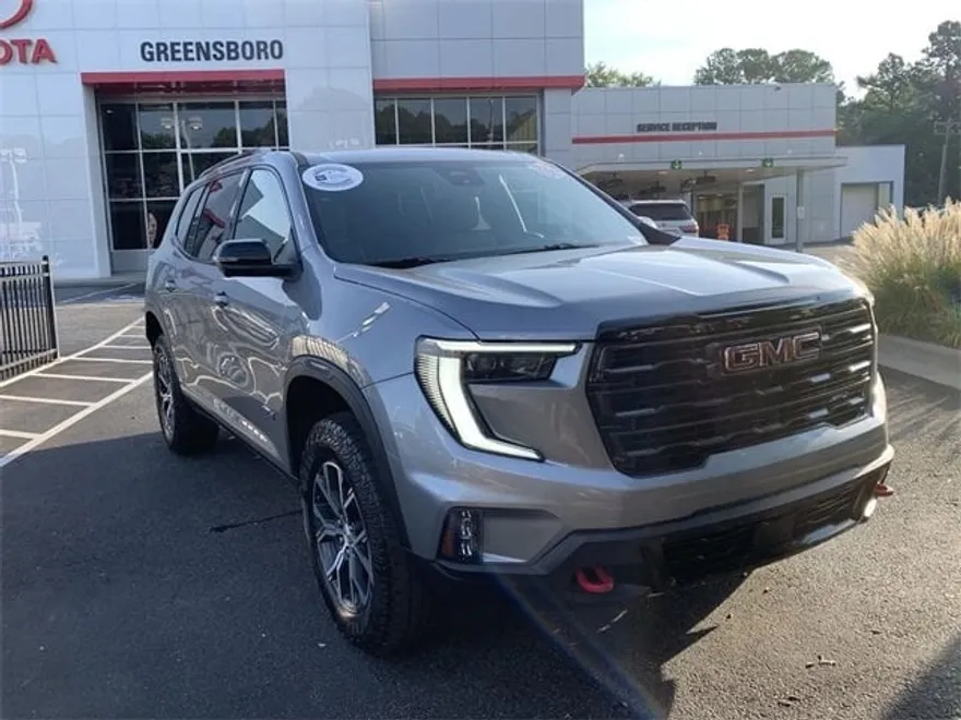 2024 Gmc Acadia AT4 photo 1