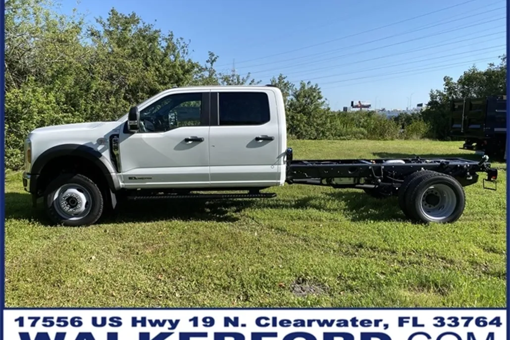 2025 Ford F-450 XL photo 1