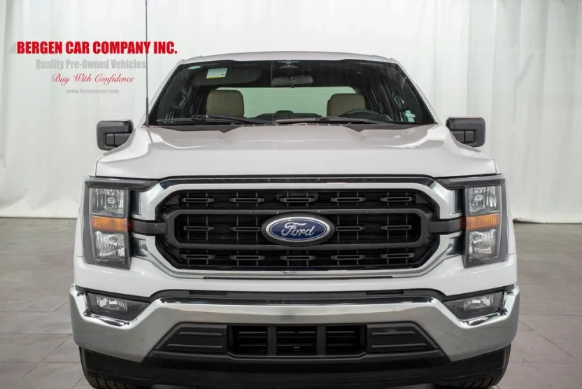 2023 Ford F-150 XLT photo 1