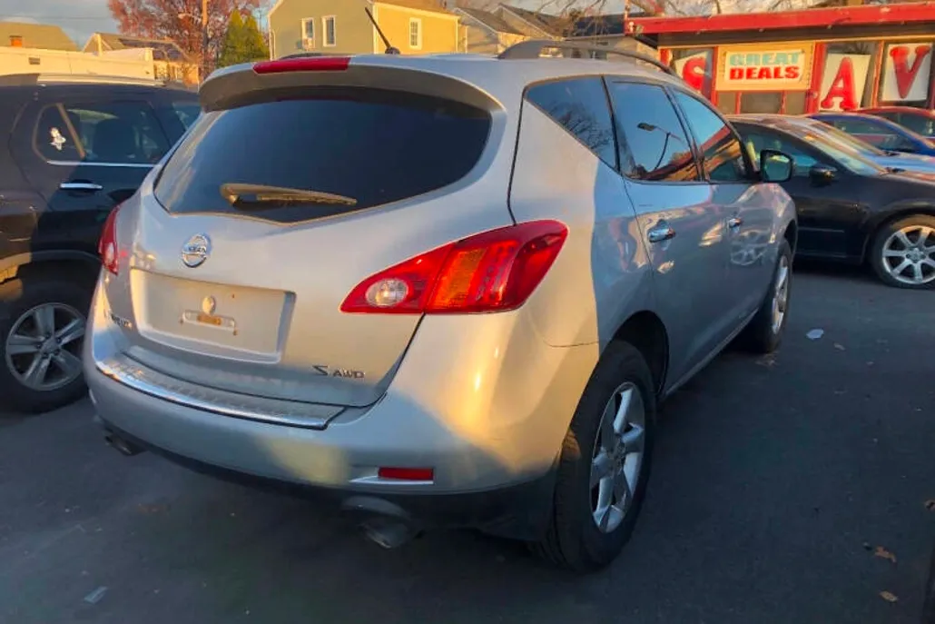 2009 Nissan Murano S photo 1