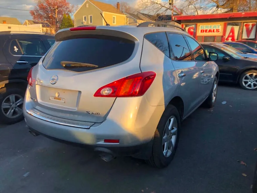 2009 Nissan Murano S photo 1