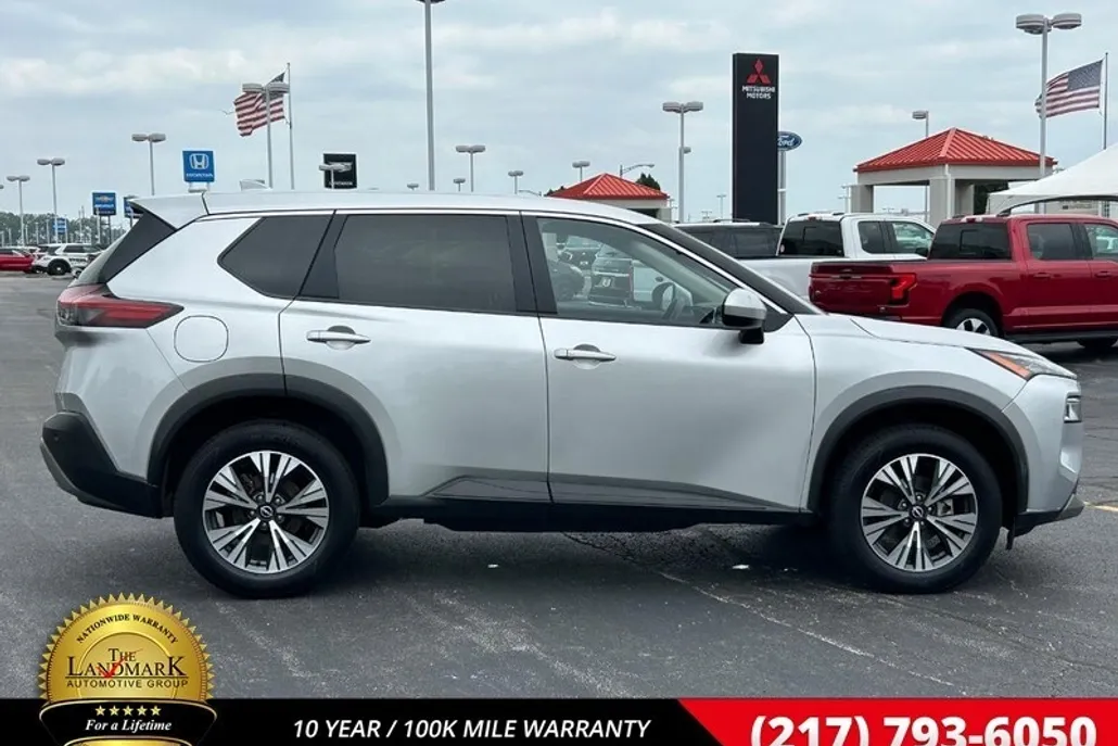 2023 Nissan Rogue AWD SV photo 1