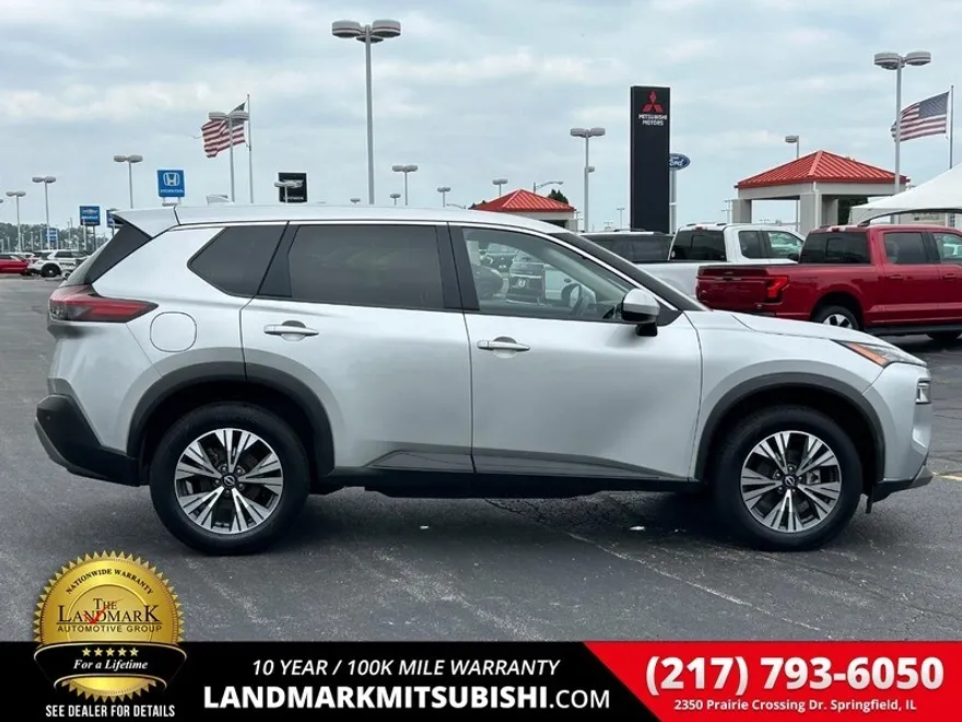 2023 Nissan Rogue AWD SV photo 1