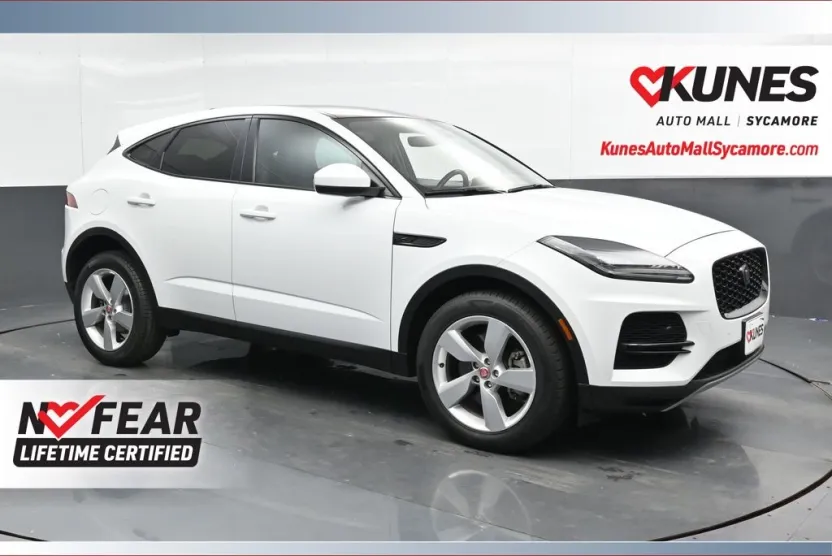 2022 Jaguar E-PACE P250 SE photo 1