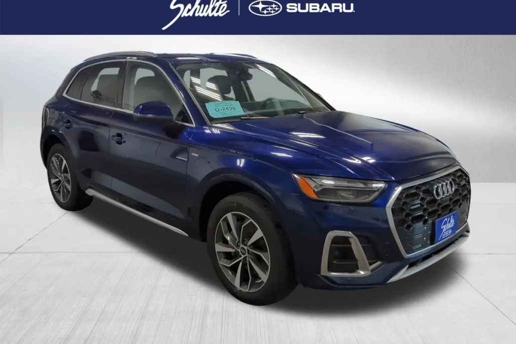2023 Audi Q5 S line Premium Plus photo 1