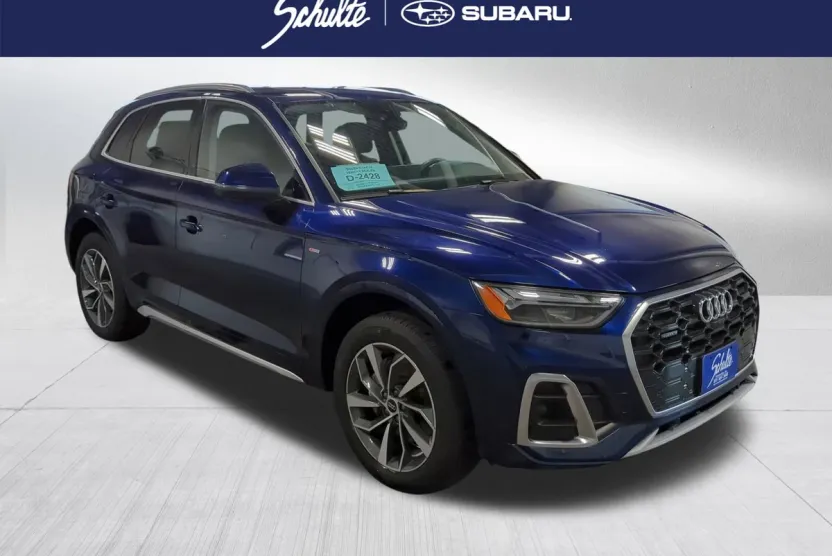 2023 Audi Q5 S line Premium Plus photo 1