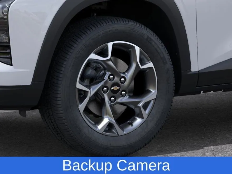 2025 Chevrolet Trax LT photo 1