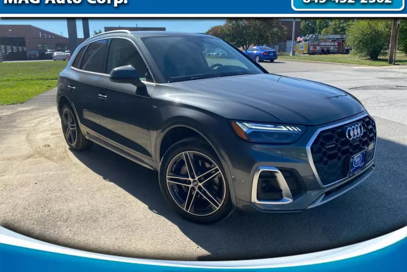 2021 Audi Q5 Premium Prestige photo 1