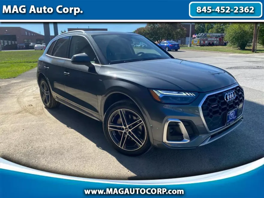 2021 Audi Q5 Premium Prestige photo 1