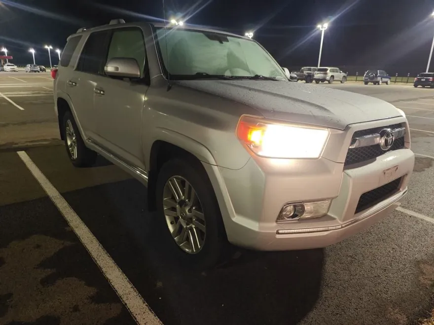 2012 Toyota 4Runner Limited photo 1