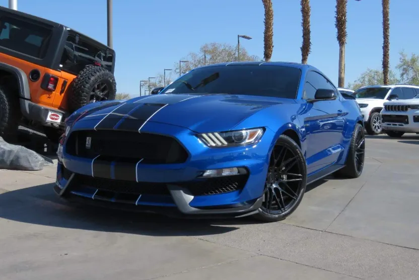 2017 Ford Mustang Shelby GT350 photo 1
