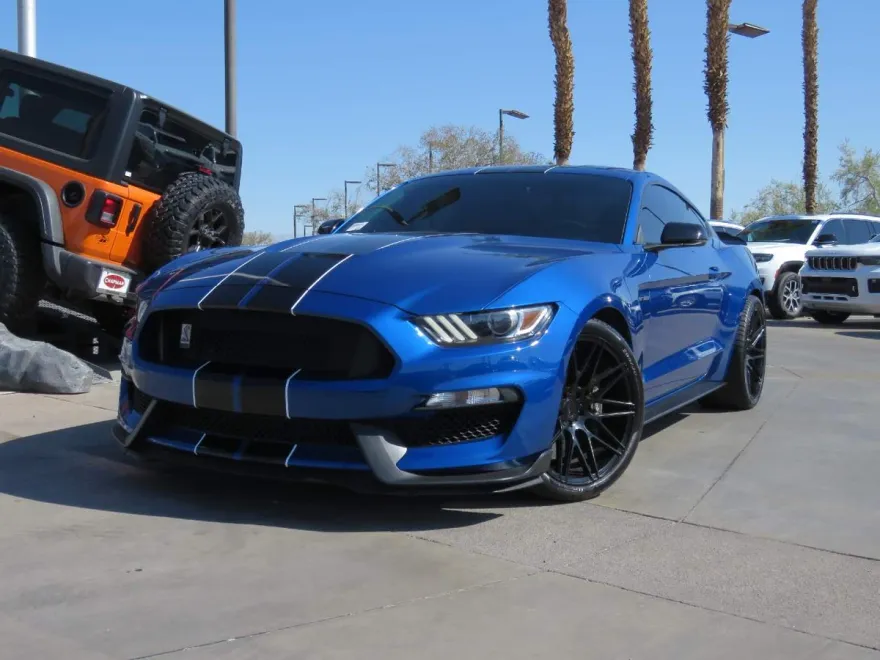 2017 Ford Mustang Shelby GT350 photo 1