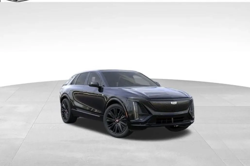2025 Cadillac Lyriq Sport photo 1