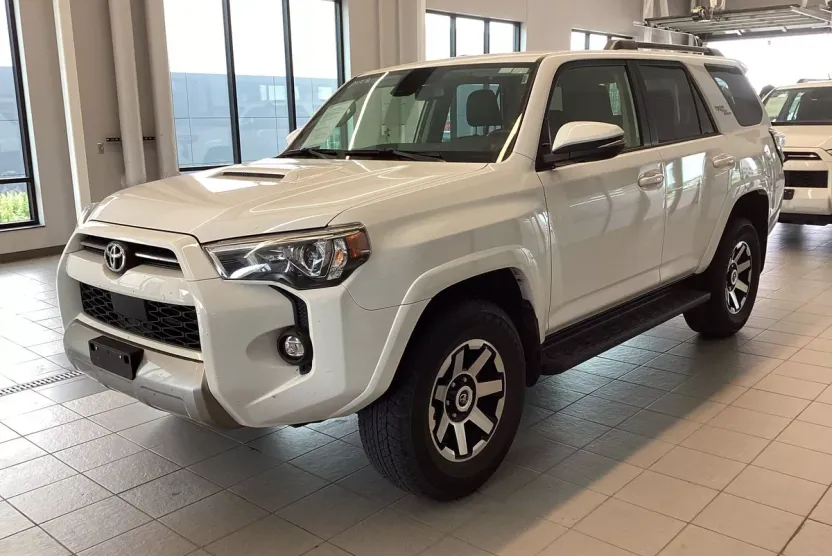 2024 Toyota 4Runner TRD Off-Road Premium photo 1