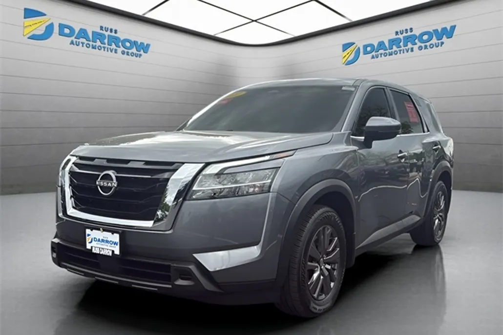 2022 Nissan Pathfinder S photo 1