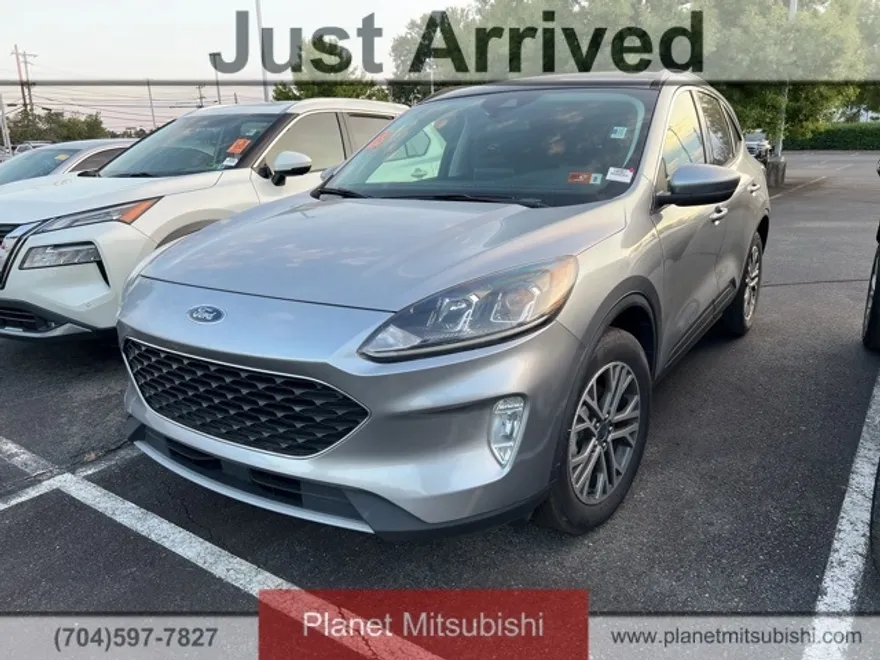 2021 Ford Escape SEL photo 1
