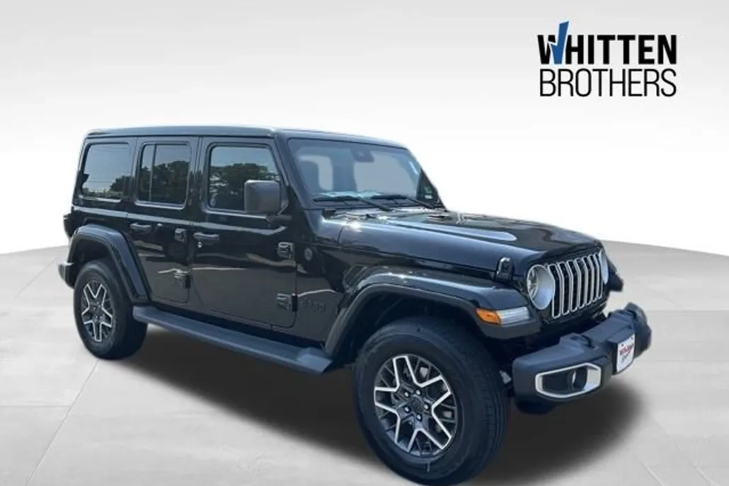 2025 Jeep Wrangler Sahara photo 1