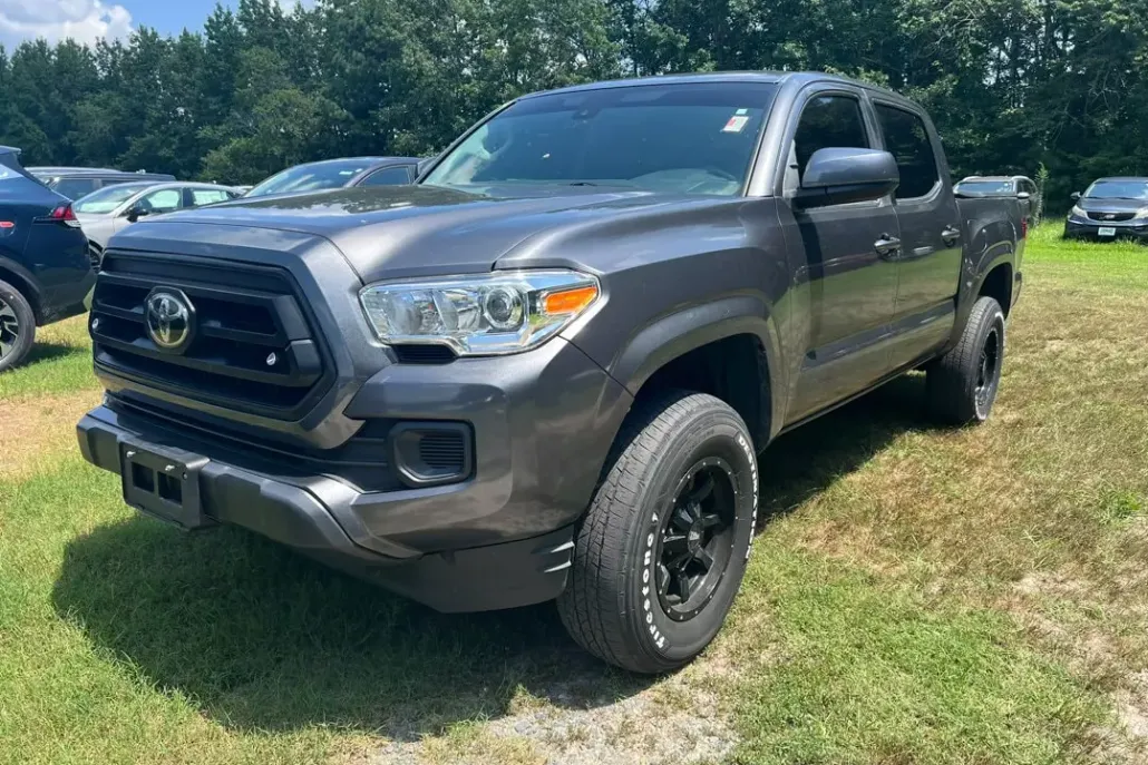 2022 Toyota Tacoma SR photo 1