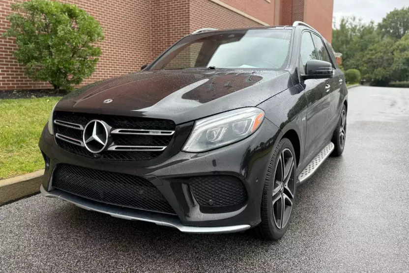 2018 Mercedes Benz GLE AMG 43 photo 1