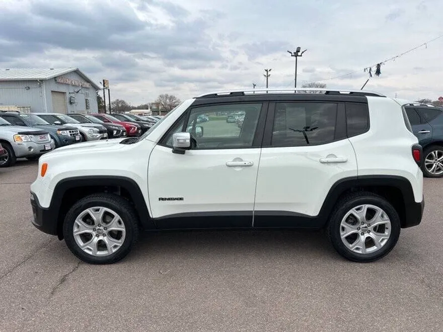 2017 Jeep Renegade Limited photo 1