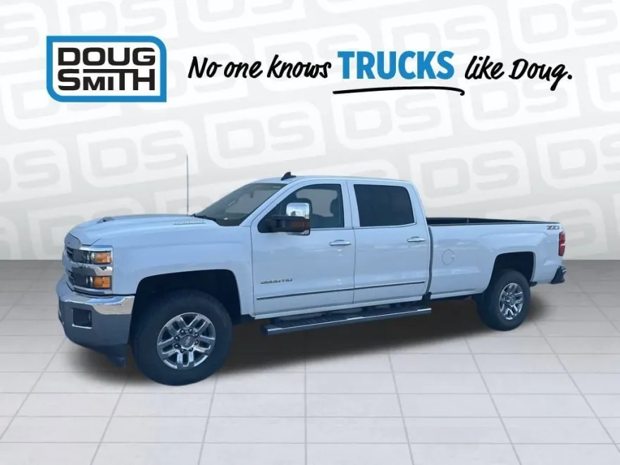 2019 Chevrolet Silverado 3500HD LTZ photo 1