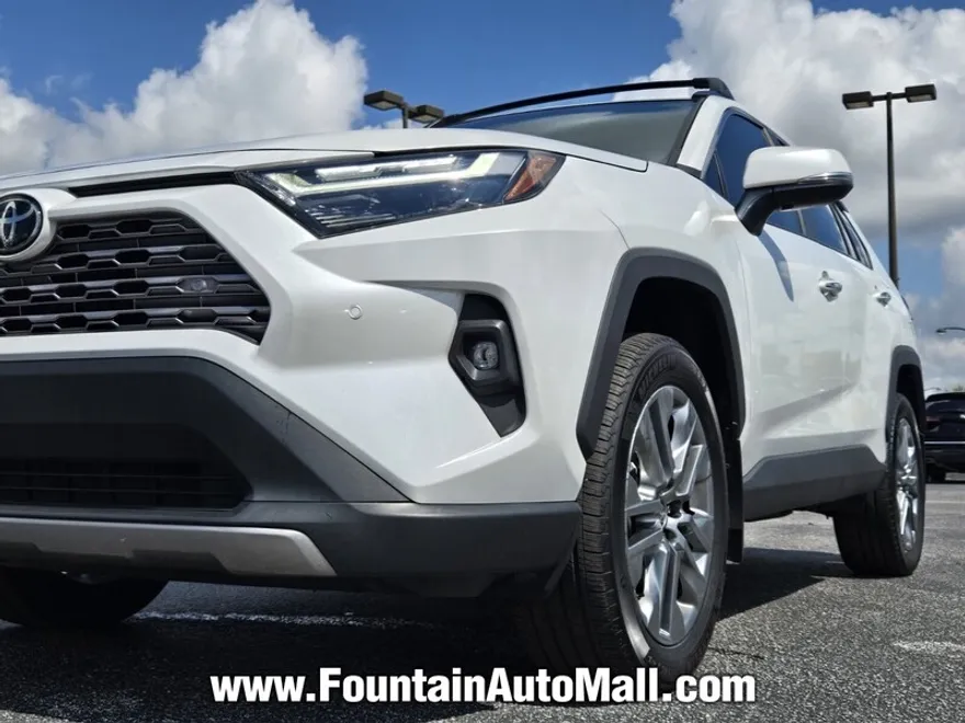 2024 Toyota RAV4 Limited photo 1