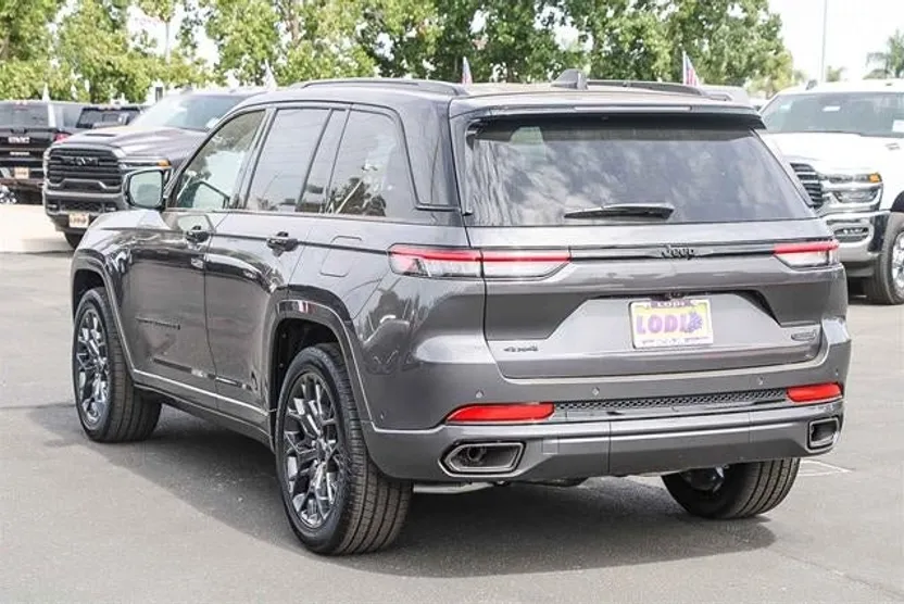 2025 Jeep Grand Cherokee Summit Reserve photo 1