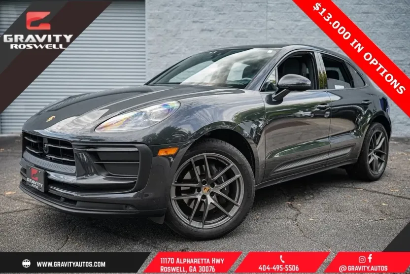2023 Porsche Macan Base photo 1