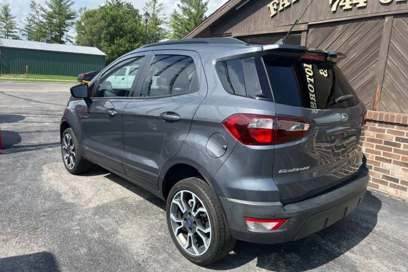 2020 Ford EcoSport SES photo 1