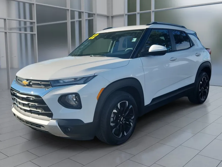 2022 Chevrolet Trailblazer LT photo 1