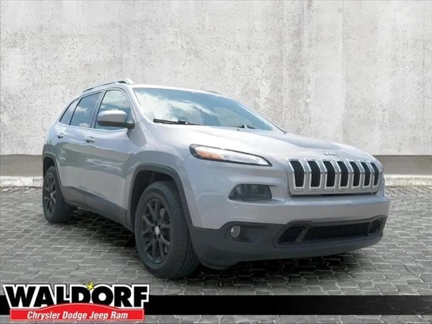 2018 Jeep Cherokee Latitude photo 1