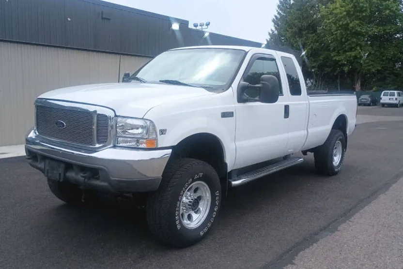 1999 Ford F-250 XLT photo 1