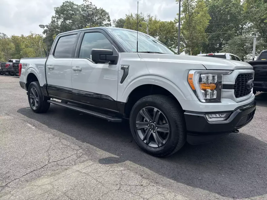 2023 Ford F-150 XLT Heritage photo 1