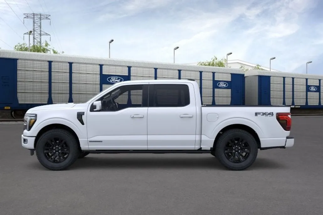 2025 Ford F-150 Platinum photo 1