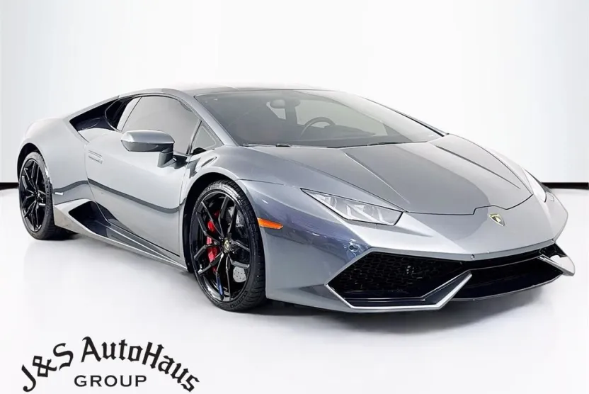 2015 Lamborghini Huracan Coupe photo 1