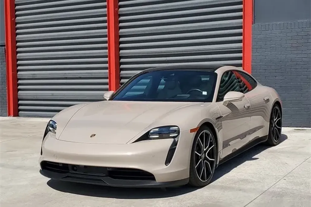 2024 Porsche Taycan Base photo 1