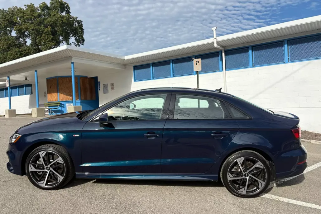 2020 Audi A3 S line Premium Quattro photo 1