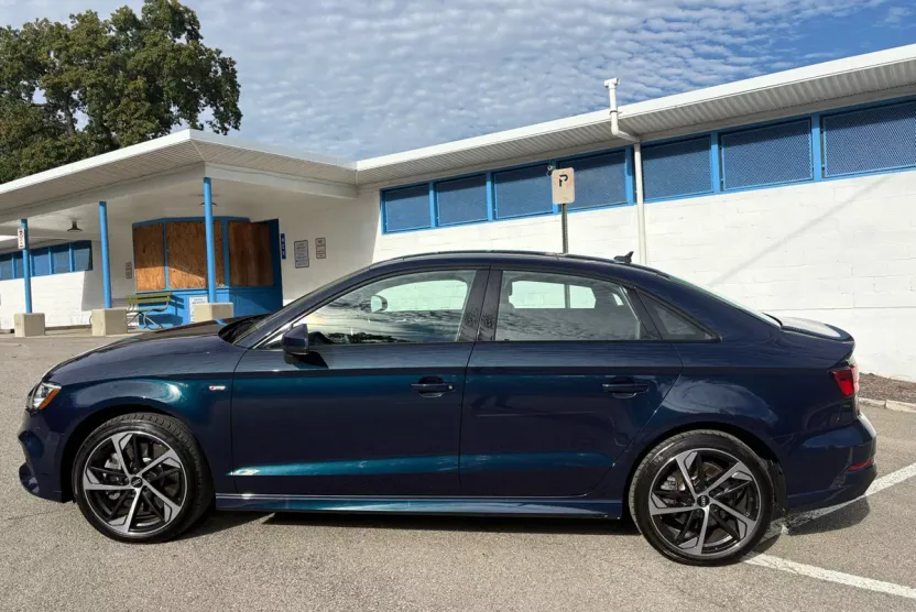 2020 Audi A3 S line Premium Quattro photo 1